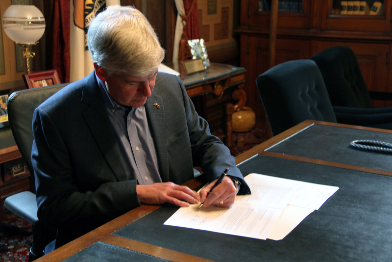 Is Governor Rick Snyder Completely Obsessed With Destroying Michigan?
