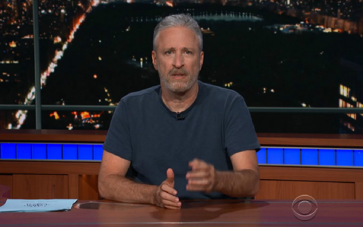 Jon Stewart Calls On Americans To ‘Prevail’ Against Trump’s ‘Gleeful Cruelty And Dickishness’