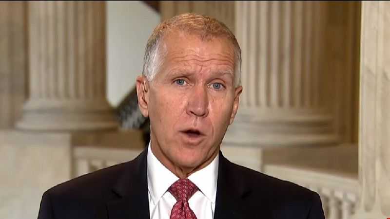 Op-Ed Oops! Sen. Thom Tillis Mocked For Flip-Flopping on Trump’s Emergency Declaration