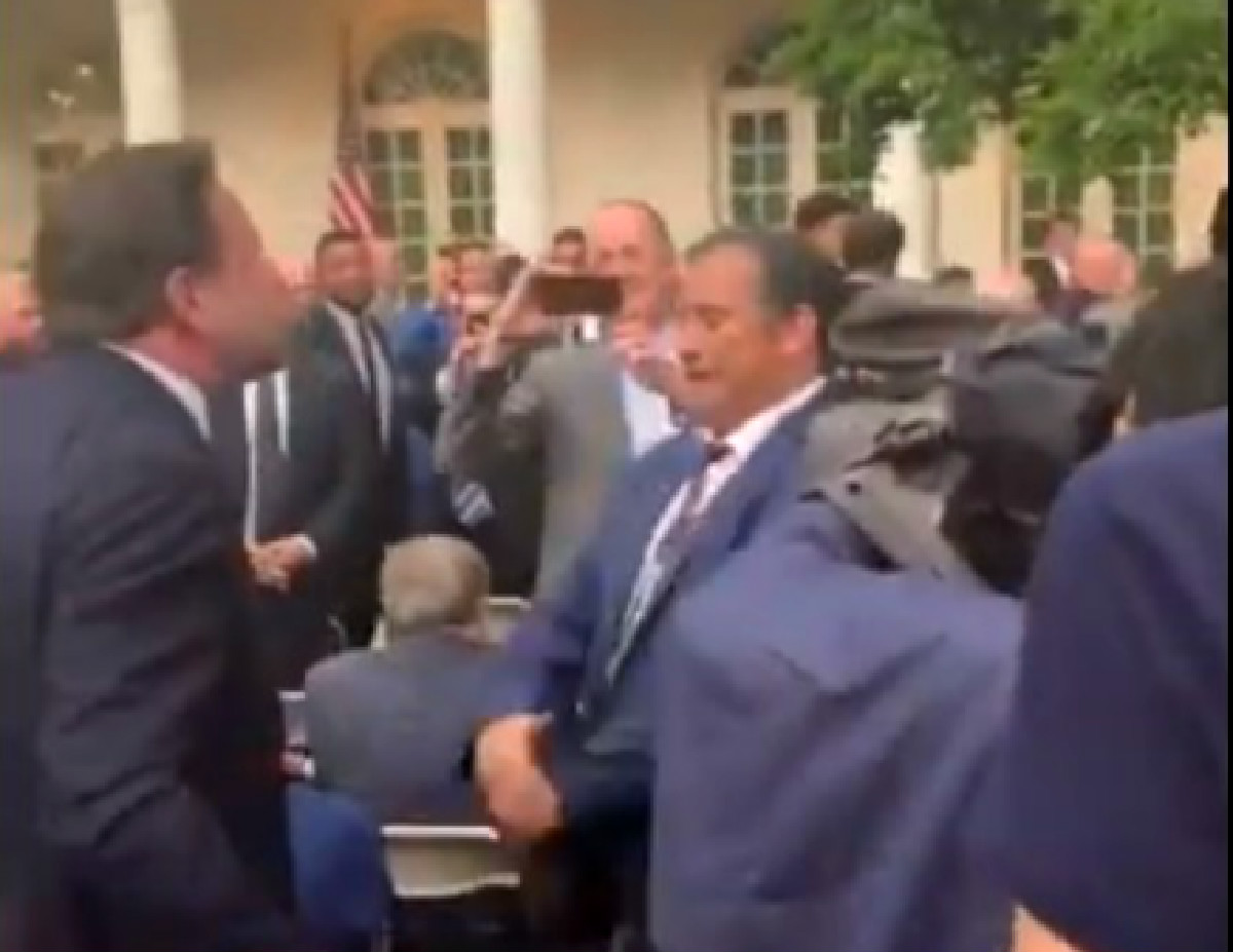 WATCH: Seb Gorka Gets in White House Reporter’s Face, Calls Him ‘A Punk,’ Runs Away