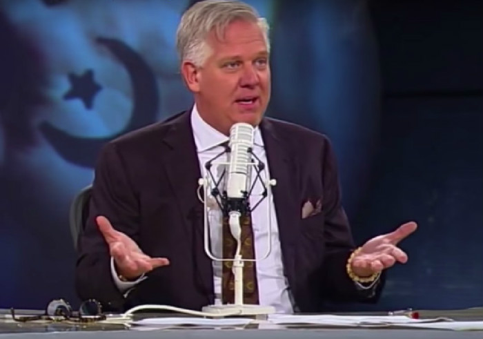 Glenn Beck Claims #BlackLivesMatter Would End If Everyone Saw Broadway Musical ‘Amazing Grace’