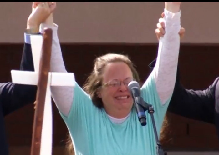 Survivor Is None Too Pleased With Huckabee For Using ‘Eye Of The Tiger’ During Kim Davis Rally